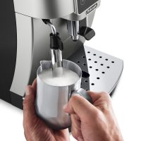 Кофемашина De'Longhi Magnifica Start ECAM 220.31.SB