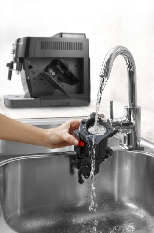 Кофемашина De'Longhi Magnifica S ECAM 13.123.B