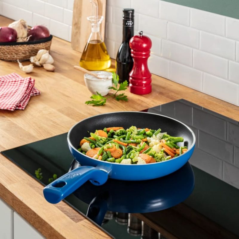 Набор посуды Tefal ChefClub G805S304
