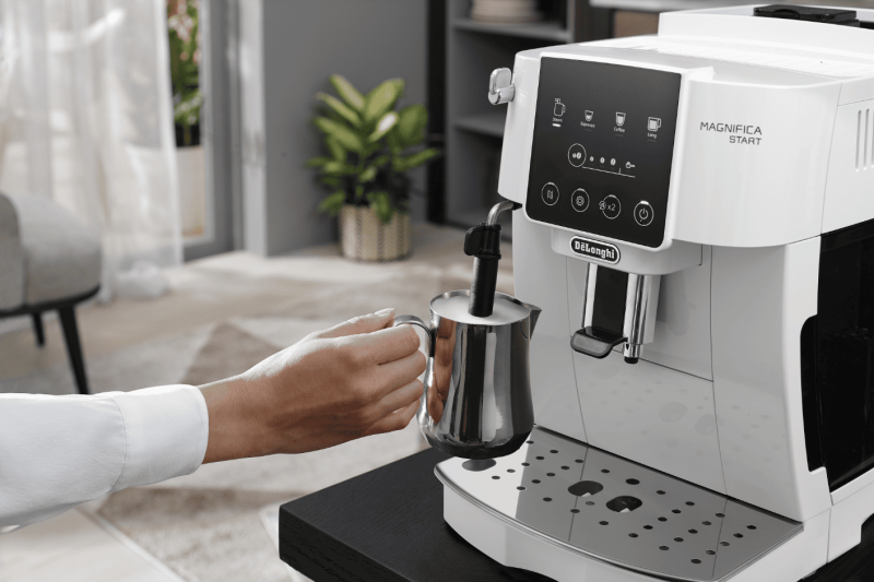 Кофемашина De'Longhi Magnifica Start ECAM 220.20.W
