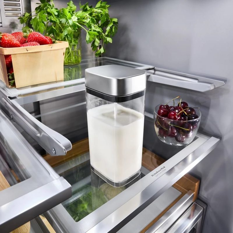 Контейнер для молока KitchenAid объемом 26,7 унций с шлангом и крышкой (KESMC) 5413184905453