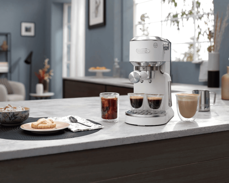 Рожковая кофеварка De'Longhi Dedica Duo EC890.WI