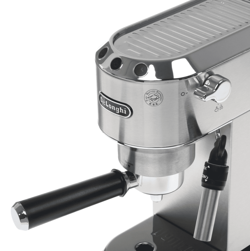Рожковая кофеварка De'Longhi Dedica Style EC 685.M