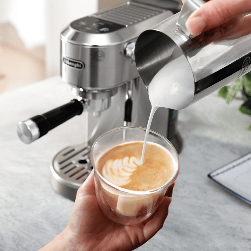 Рожковая кофеварка De'Longhi Dedica Duo EC890.M