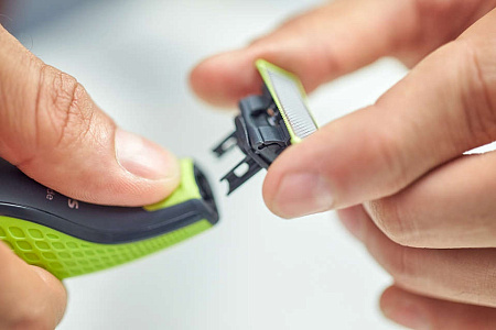 Сменные лезвия Philips OneBlade (QP220/51) для триммера, 2 шт.